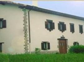 Hostal Rural Huartearena，位于Iza的酒店