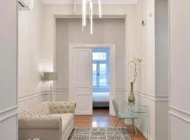 1900 ATHENIAN HOUSE