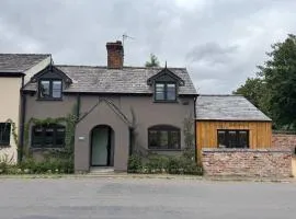 Boutique Luxury Cottage Cheshire Wedding Guests