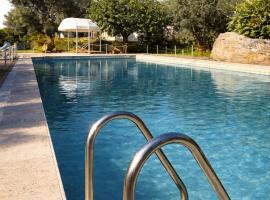 Isola Charm B&B - Pool & Nature Stay，位于锡拉库扎的酒店