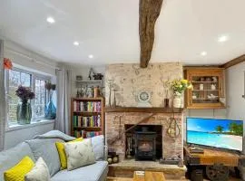 Cosy 1 bed cottage - Sleeps 4 Pet friendly