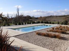 ALDAPA Casa Rural，位于拉瓜迪亚的带泳池的酒店