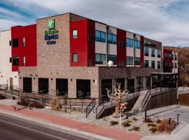 Holiday Inn Express & Suites - Manitou Springs by IHG，位于马尼温泉的酒店