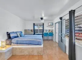 Charming Studio by Sandy Beach - Affordable & Private