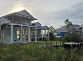 Salt Air Retreat Tranquil Waterfront Retreat Stunning Bay Views
