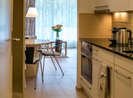 Laax Rancho Studio Apartment，位于莱克斯的酒店