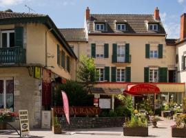 Logis hotel-restaurant Le Chêne Vert，位于西乌勒河畔圣普桑的酒店