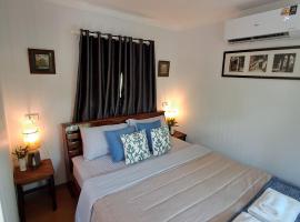 Up the Farm White House Talay Bua Daeng，位于Ban Non Sung的酒店