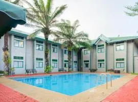 甲万那端温德姆麦克罗特酒店