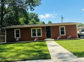 Charming & affordable stay near Chicago