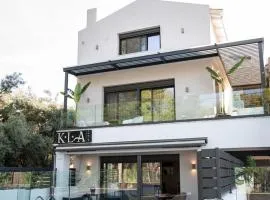 Luxury Private Villa with Pool & Jacuzzi by KLA suites