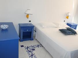 Mare e Timo Rooms，位于马里迪莫的酒店