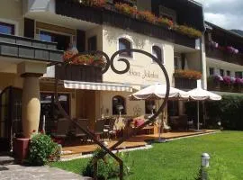 Haus Jakober