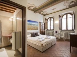 La Corte Del Re Suite & Rooms Arezzo，位于阿雷佐的酒店