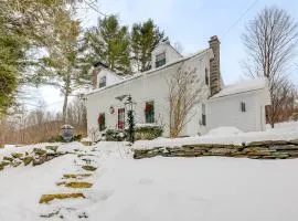 Historic 1820s Homestead on Battenkill River!