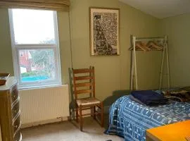 Cosy comfy room homestay