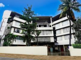 Collection O Lodha Experia Mall Dombiwali Formerly RR Suites，位于Dive的酒店