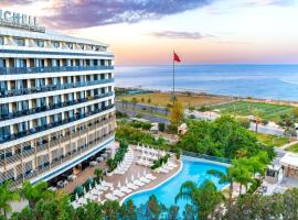 Michell Hotel & Spa - Adult Only - Ultra All Inclusive，位于阿拉尼亚的酒店