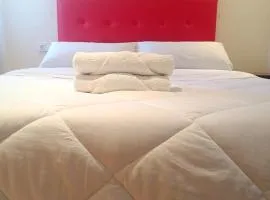 Habitación y baño privado