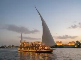 Amber Dahabiya