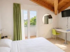Hotel Sasselli Dipendenza Hotel Zamagna