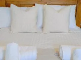 Calm Private Room Near Truro - Short Stays Welcome