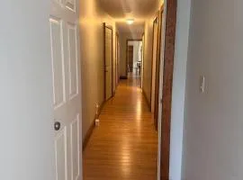 Hamilton cozy private rooms- quiet, private room, Flexible stay