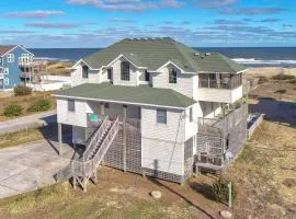 Oceanfront home with private theater, hot tub, pool & pool table