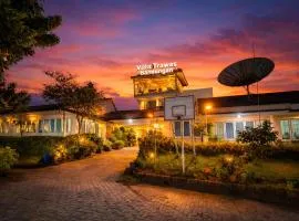 Villa Trawas Bandungan View of Lake & 7 Mountains