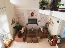 Thiên Thanh House