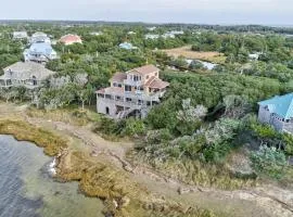 FOST30 Waterfront home with pool, private hot tub, ocean view - dog-friendly