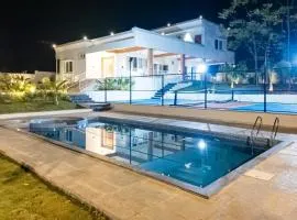 Kailasa Pickleball and Play Retreat