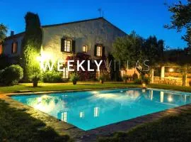 Masia Sitges Mas Peirot Geniune Farmhouse 20 min walk from beaches 60 Heactares of Wine Fields Garden AC Until 18 people