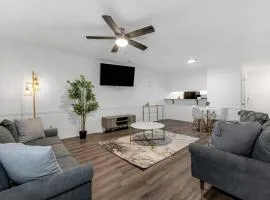 Winter Rates 3BD Near Walmart HQ Long Stay Disco