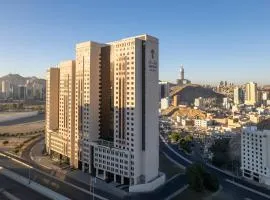 Wirgan Al Noor, Tapestry Collection by Hilton