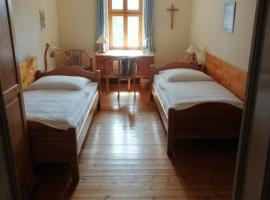 Ursulinenkloster，位于杜德尔斯塔特的酒店