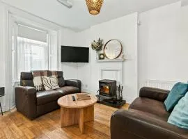 Wolfe Tone Apartment