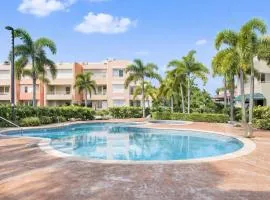 Beach Escape at Paseo del Faro . Pools . Near Combate Beach