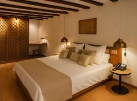 波萨达市长米谷罗阿酒店，位于拉瓜迪亚的酒店