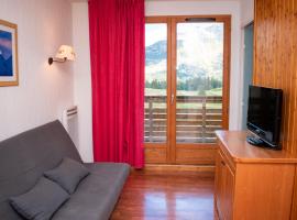 Appartement 2 pièces, balcon vue montagne, 4 personnes - FR-1-504-537，位于Superdevoluy的酒店