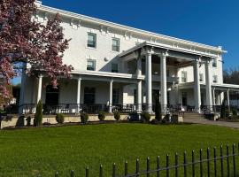 The White Inn，位于Fredonia的酒店