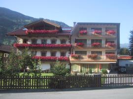 Hotel Garni Elisabeth，位于齐勒河谷采尔的旅馆