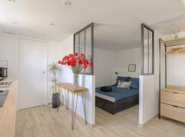 Appartement l'Atelier Les écrins de corbas，位于科尔巴斯的酒店