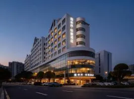 Huatian Hotel-Guangzhou FangChun Huadiwan Metro St ation