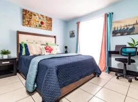 Rosarito pool & garden bar oXxo Farmacy