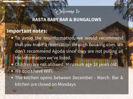 Rasta Baby Bar & Bungalows - Suitable for young travelers，位于阁帕延岛的带停车场的酒店