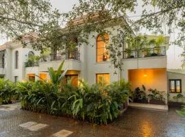 ELIVAAS Villa Verde 4-BHK Luxury Villa with Private Pool The Banyan Bliss