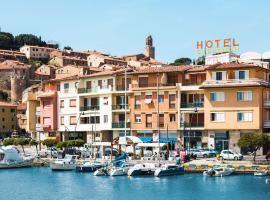 阿波罗大酒店，位于卡斯蒂里昂纳·德拉佩的酒店