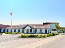 Strandhotel Klitrosen，位于菲耶里茨莱乌的酒店