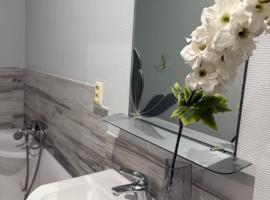 Апартамент с джакузи，位于赫梅利尼茨基的酒店